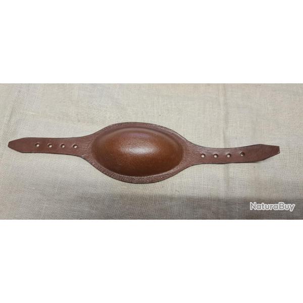 Mentonni�re cuir pour casque parachutiste US (123)