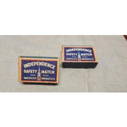 2 Boites d'allumettes  US WW2 (1234)