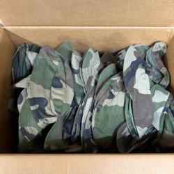 lot 100 casquettes militaire Arm&eacute;e Francaise neuf tailles mixes camouflage CE F1- lezard