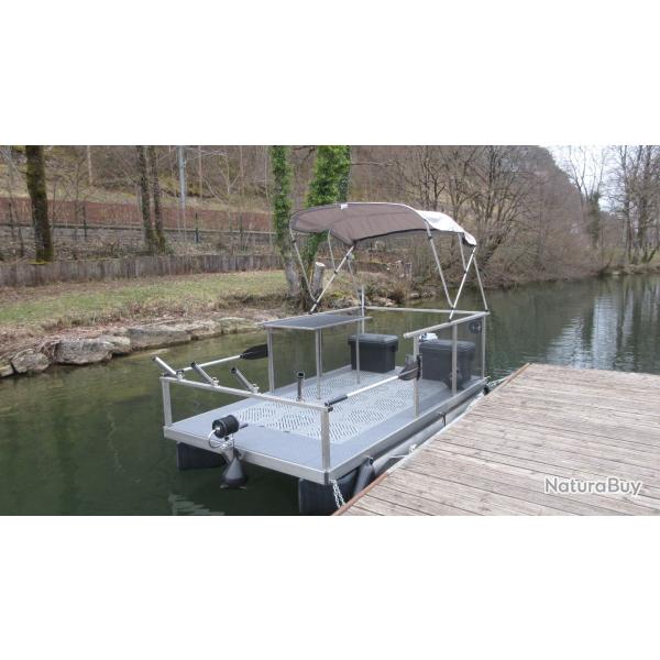 Bateau ponton - Pontoon boat