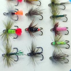 Lot de 13 Hame&ccedil;ons &agrave; Plumes (Teasers) pour Spinning #12-14 (Avec Ardillon)