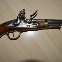 pistolet de sous officier Mle An 13 &agrave; silex de la manufacture de St Etienne
