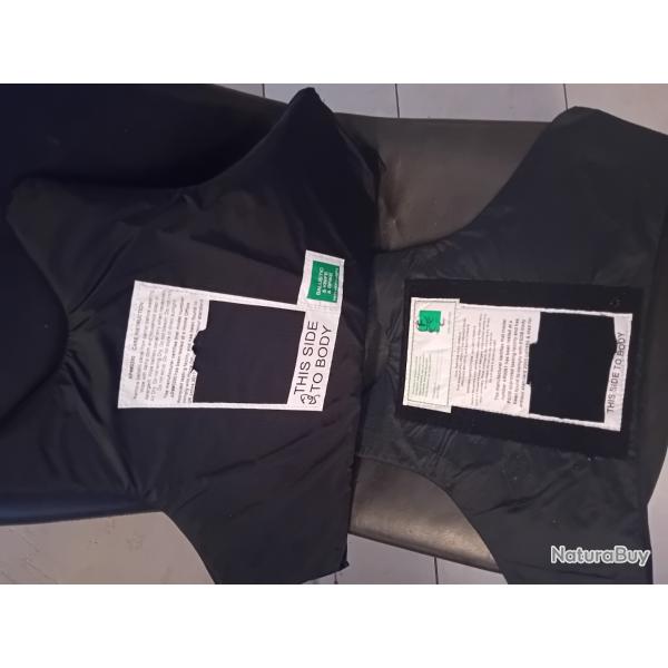 Ench�re lot de 2 plaques balistiques contre les armes de poings et les lames AEGIS 48X33 et 47x30 cm