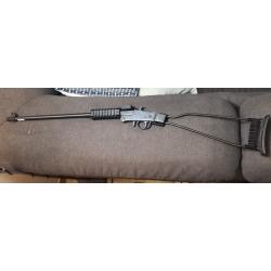 Chiappa little badger 22lr