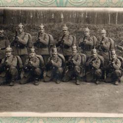 CPA - photo D'un groupe de soldats allemands -N7370