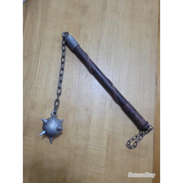 Magnifique Fl�au type moyen�geux