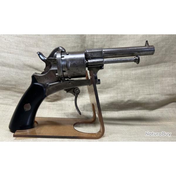 Tr�s beau et rare r�volver de la Manufacture de St Etienne