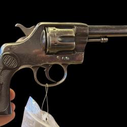 colt 1895 serial number 135985 pour ann&eacute;e fabrication 1900.