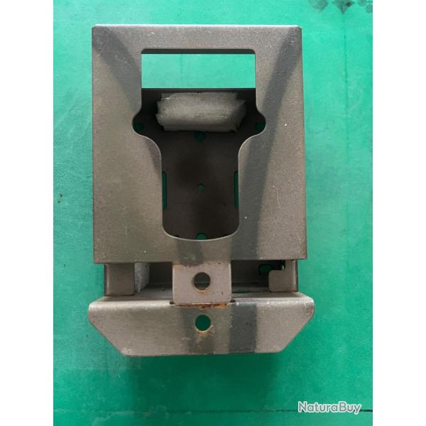 Bo�tier m�tallique cam�ra + c�ble antivol Python