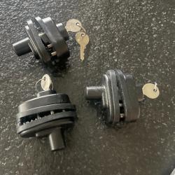 LOT DE 3 VERROUS DE PONTET AVEC CLE