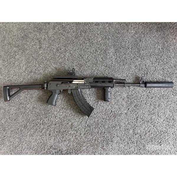 "PACK" ZASTAVA M05 E2 Calibre 7,62x39 + Point rouge + Silencieux + Poign�e + Chargeurs 30 coup