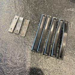 LOT DE LAMES CHARGEUR  grands pour Sks 10 munitions et les petits pour mauser  5 Munitions