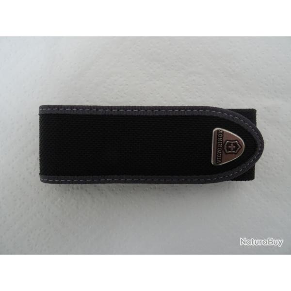 Etui noir en nylon 125 mm Victorinox r�f�rence 4.0823.N "NEUF"