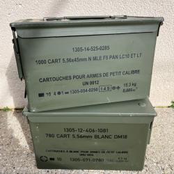 Lot de 2 caisses &agrave; munitions vides en m&eacute;tal