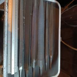 Lot grandes limes et rape a bois professionnelles