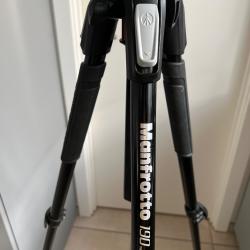 tr&eacute;pied Manfrotto 190
