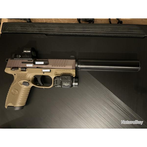 FN 502 tactical FDE cal .22lr tout �quipe
