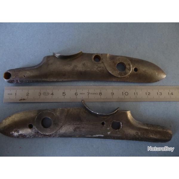 PAIRE DE PLATINES FUSIL A SILEX
