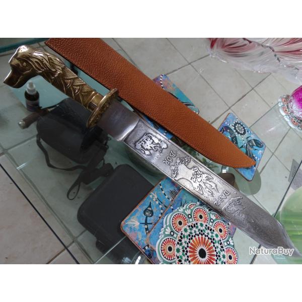 IMPOSANTE DAGUE  COUTEAU DE CHASSE