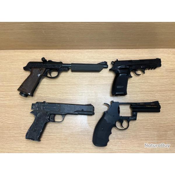 Lot de 4 pistolet cat�gorie D non fonctionnel, pi�ces manquantes � 1� sans prix de r�serve !