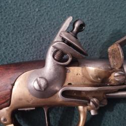 PISTOLET   de  chevalerie Fran&ccedil;aise modele 1777