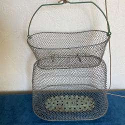 Nasse ou panier &agrave; poissons de p&ecirc;cheurs