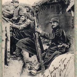 CPA - La Grande Guerre 1914-15 - Dans une tranch&eacute;e de 1er ligne -N&deg;7396