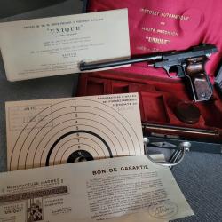 Pistolet Unique mod&egrave;le 52 en 22lr