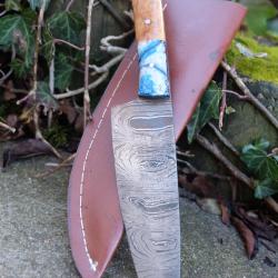 Skinner Couteau de Rando Cuisine Damas Lame 256 Couches Manche Bois/R&eacute;sine Fab Artisanale Etui CuirC