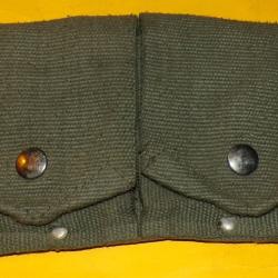 PORTE MAGASINS EN TISSU DE L'ARMEE FRANCAISE, FSA M.A.S 49/56 , ETAT VOIR PHOTOS . POUR TOUT RENSEIG