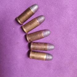 380 bulldog. Lot de 5 cartouches de collection &agrave; poudre noire.