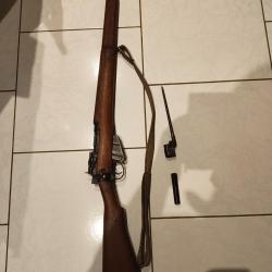 Lee Enfield num&eacute;ro 1 mk 4 avec bretelle baio huilier bakelite