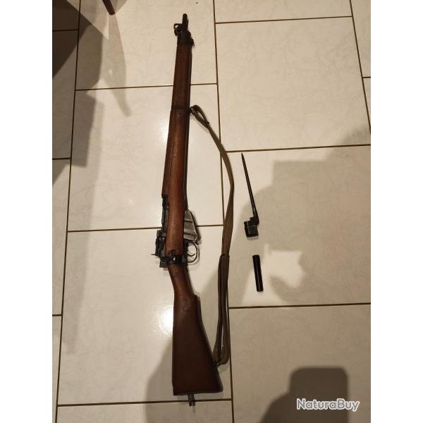 Lee Enfield num�ro 1 mk 4 avec bretelle baio huilier bakelite