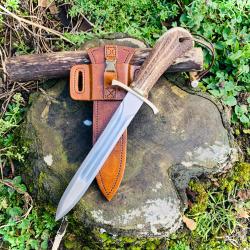 dague de chasse d'artisan / bois de cerf / fourreau et porte fourreau en cuir