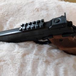 Pistolet semi-automatique Beretta 89 Gold Standard en 22 LR