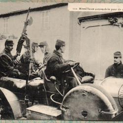 CPA - MILITARIA Mitrailleuse automobile pour tir contre les a&eacute;roplane- N&deg;7420