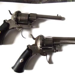 paire de revolver a broches
