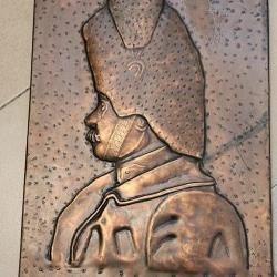 Grenadier de Napol&eacute;on plaque en cuivre bomb&eacute;e par Riou 31 x 45.5 cm moule?