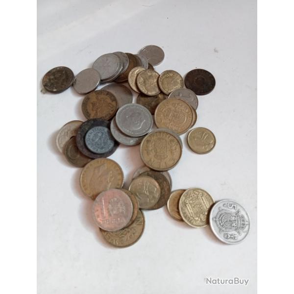 lot de pi�ces de monnaies ancienne etrangere et francais 170 gr lot n�2