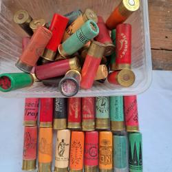 Lot de 40 cartouches  anciennes  cal 12 douilles cartons