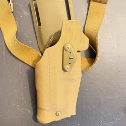 Holster rigide couleur tan pour droitier