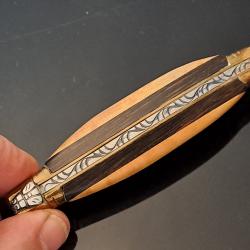 Couteau Laguiole "dodu" par Arthaud-Chosson, manche &eacute;b&egrave;ne et citronnier, &eacute;tui