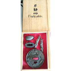 tsuba fudoshin boite en bois