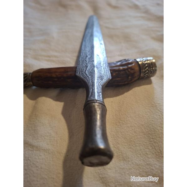 Fer de lance epieu Indo persan ? XVIII �me XIX �me  Damas