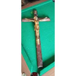 Grand Christ en bronze