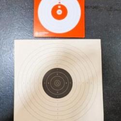 20 CIBLES CARTON / 10 CIBLES CARTON 170X170mm + 10 CIBLES CARTON 100X100mm