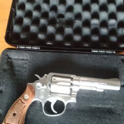 Revolver Smith et wesson 64