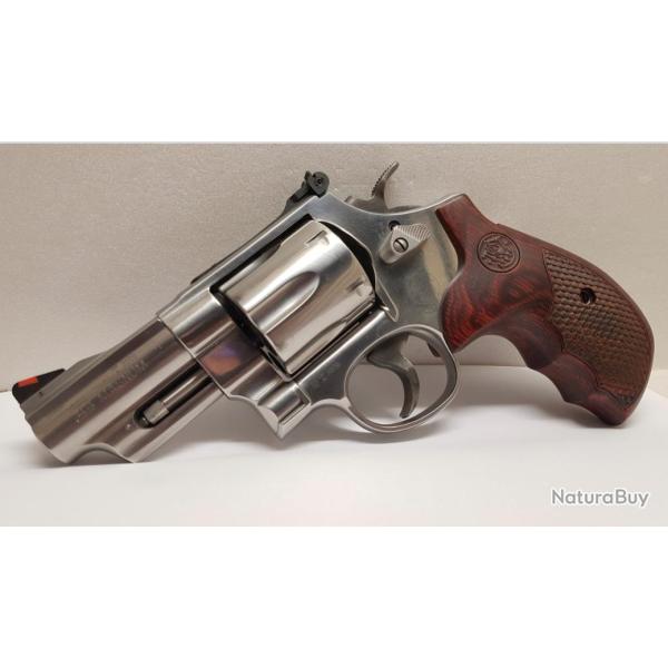 Smith et Wesson 629 de luxe 3 pouces 44 magnum