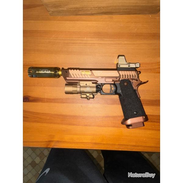 Sand viper version cnc avec red dot et tracer