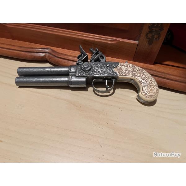 R�plique d�corative pistolet poudre noire